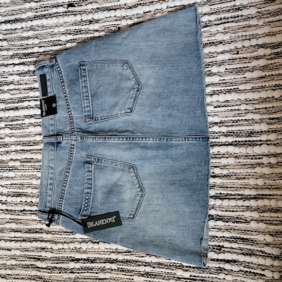 NWT Blank NYC Denim Mini Skirt - Picture 2 of 6